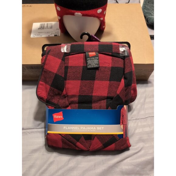 2 Piece Hanes Men's Size 2XL Red Flannel Pajama Set- Button Up Top & Pants - Picture 1 of 5